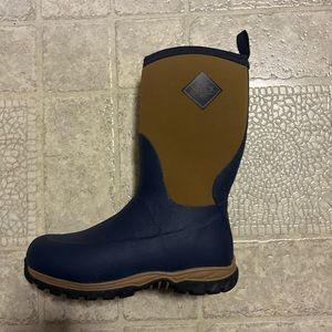 Boys Muk Boots